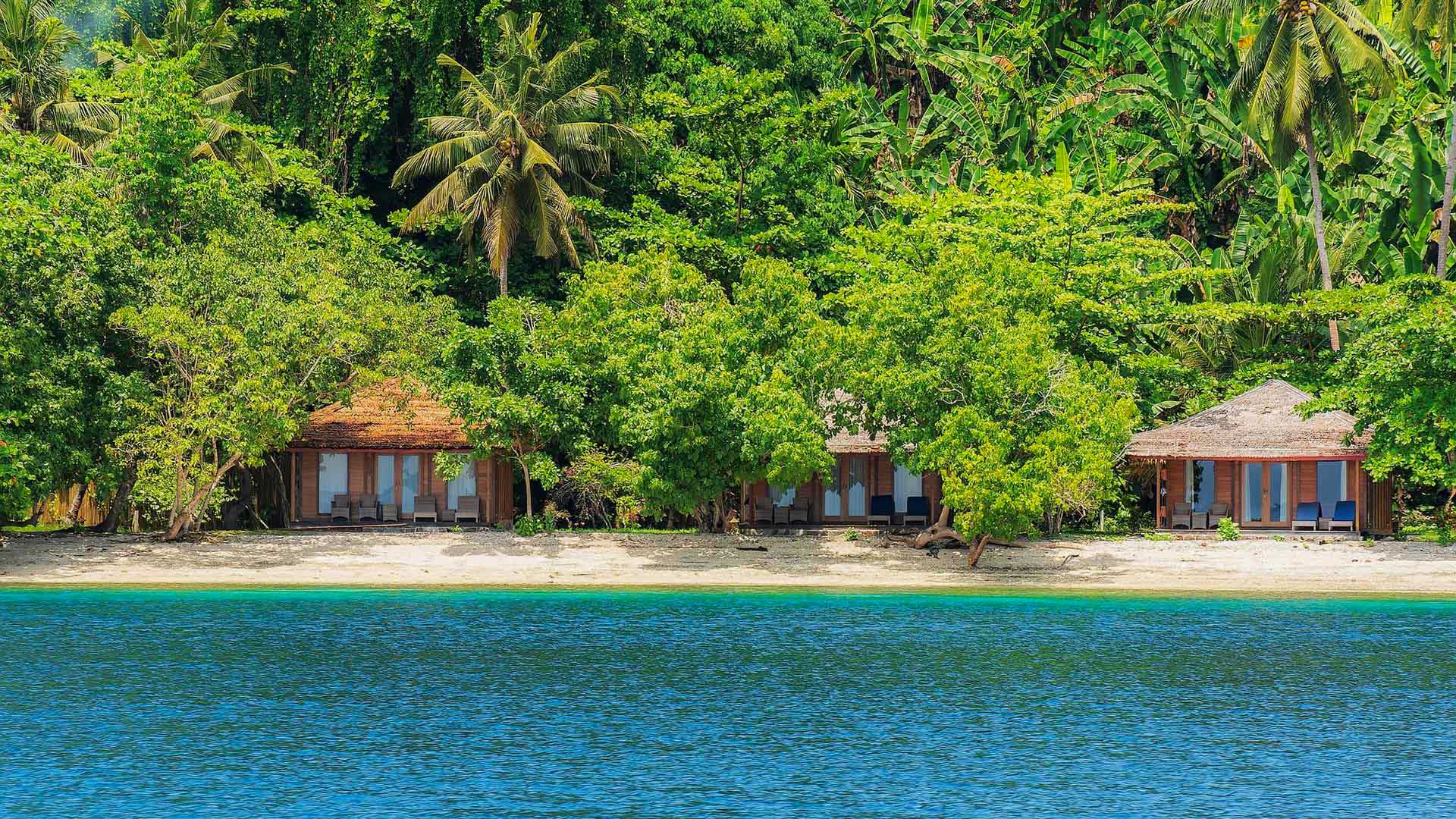 sali-bay-sunset Sunset | Sali Bay Resort, South Halmahera