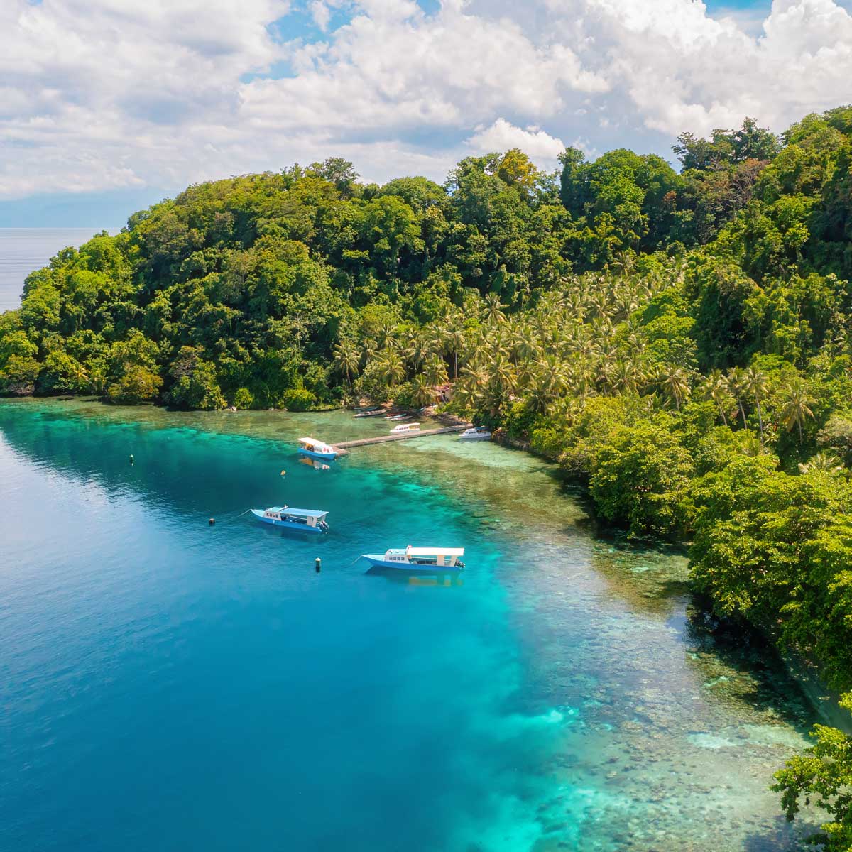 sali-bay-sunset Sunset | Sali Bay Resort, South Halmahera